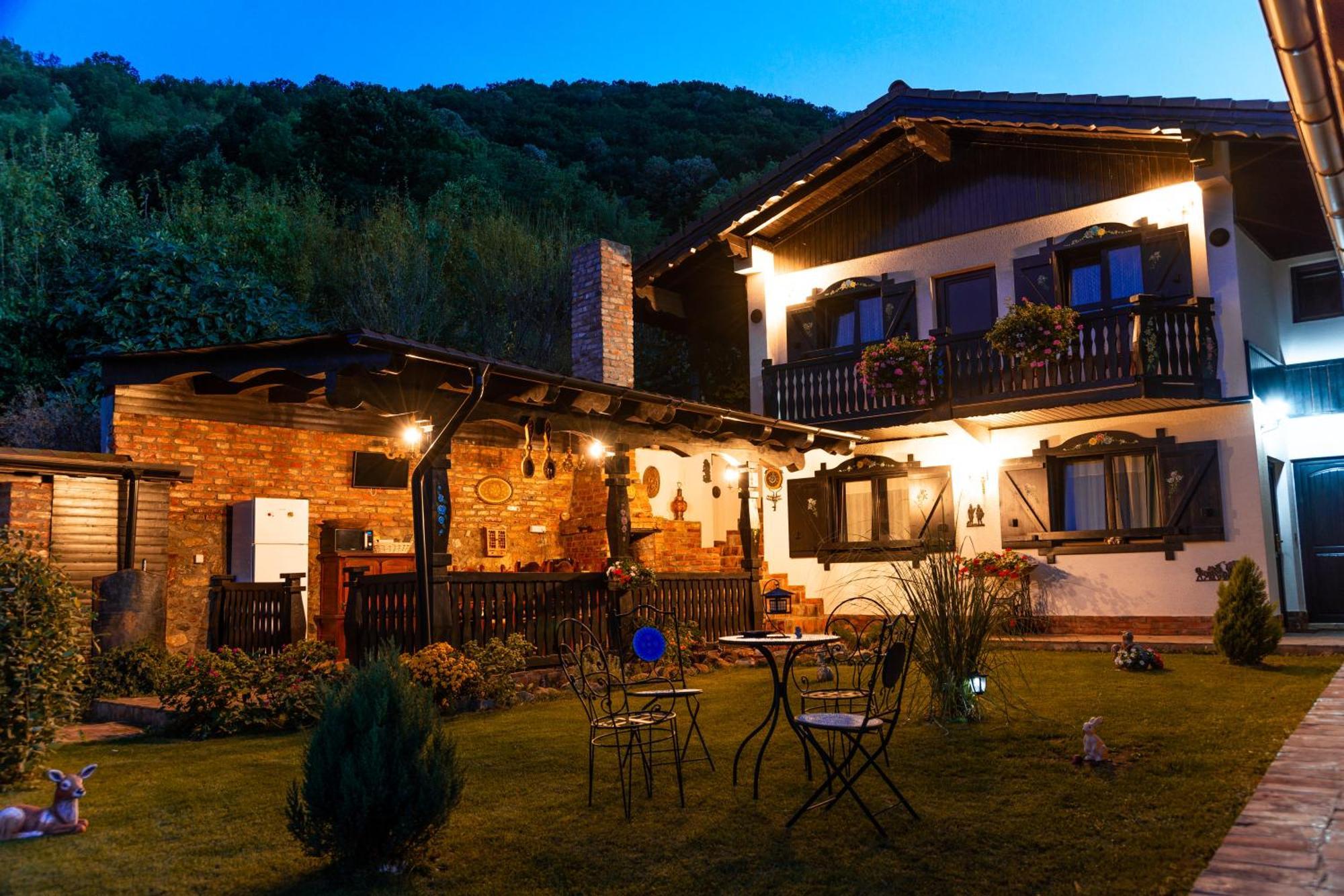 Hotel Casa Soseco Orszowa Zewnętrze zdjęcie