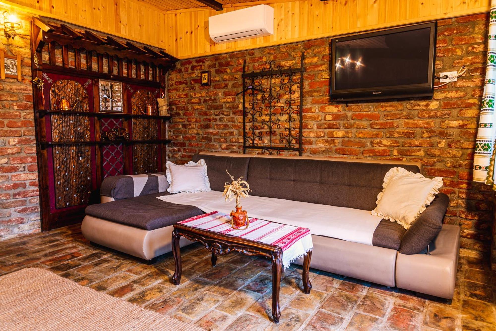 Hotel Casa Soseco Orszowa Zewnętrze zdjęcie